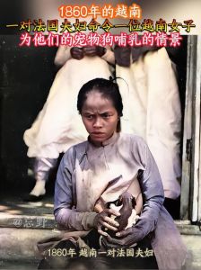 真实记录：小狗子喝人奶的温馨瞬间视频分享