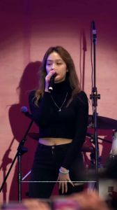 犬青跟潘云安分手了吗_告五人主唱恋五年，甜蜜音乐搭档！